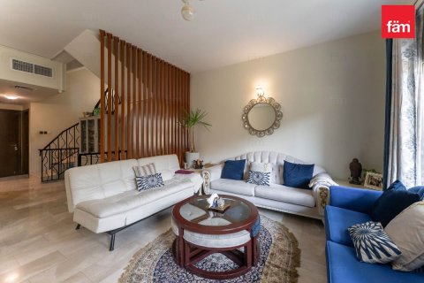 Řadový dům v Dubai, SAE 5 ložnice, 158.9 m² Č.: 659090 - fotografie 2