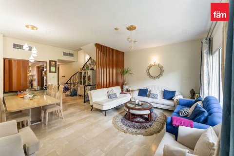 Řadový dům v Dubai, SAE 5 ložnice, 158.9 m² Č.: 659090 - fotografie 4