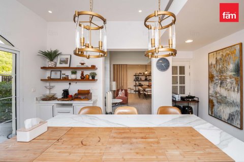 Radhus till försäljning i Dubai, UAE 4 sovrum, 309.4 kvm Nr. 659089 - fotografi 26