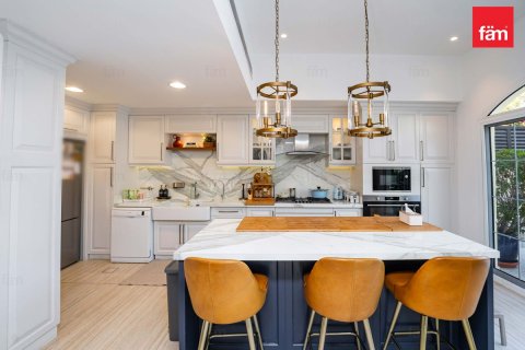 Radhus till försäljning i Dubai, UAE 4 sovrum, 309.4 kvm Nr. 659089 - fotografi 24