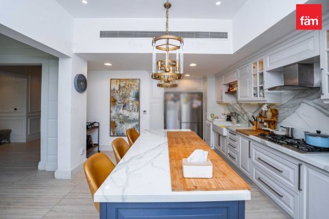 Radhus till försäljning i Dubai, UAE 4 sovrum, 309.4 kvm Nr. 659089 - fotografi 22