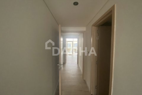 Kamienica na sprzedaż w Dubai Land, Dubai, ZEA 2 sypialnie, 124 mkw., nr 707840 - zdjęcie 10