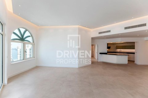 Apartment til leje i Palm Jumeirah, Dubai, UAE 3 soveværelser, 203 kvm № 654810 - foto 4