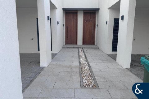 Villa til salgs i The Valley, Dubai, Emiratene 3 soverom, 191 kvm Nr. 666482 - Foto 3