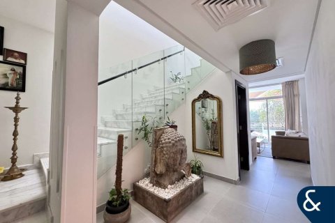 Townhouse di Mudon, Dubai, UEA 3 kamar tidur, 276 m2 nomor 668152 - foto 9