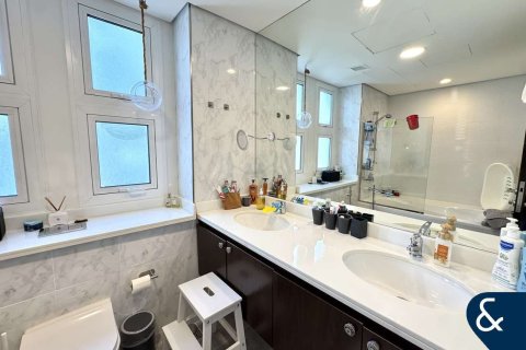 Townhouse di Mudon, Dubai, UEA 3 kamar tidur, 276 m2 nomor 668152 - foto 14