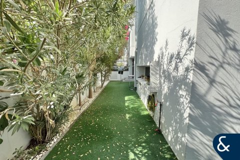 Townhouse di Mudon, Dubai, UEA 3 kamar tidur, 276 m2 nomor 668152 - foto 24