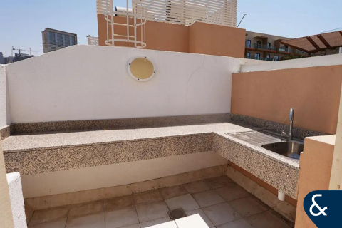 Jumeirah Village Circle, Dubai, UAE의 임대용 빌라 침실 4개, 256제곱미터 번호 668153 - 사진 20