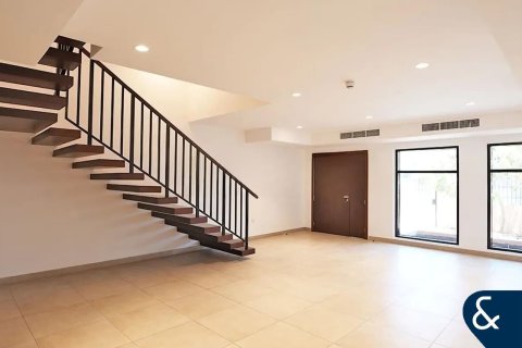 Jumeirah Village Circle, Dubai, UAE의 임대용 빌라 침실 4개, 256제곱미터 번호 668153 - 사진 3