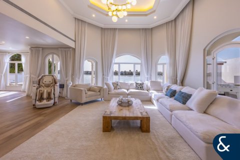 Palm Jumeirah、Dubai、UAE にあるヴィラの賃貸物件 4ベッドルーム、612 m2、No668156 - 写真 1