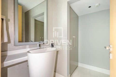 Apartment in Business Bay, Dubai, UAE 1 bedroom, 104 sq.m. № 683982 - photo 9
