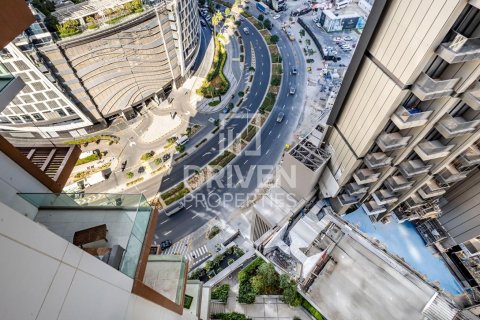 Apartment in Business Bay, Dubai, UAE 1 bedroom, 104 sq.m. № 683982 - photo 10