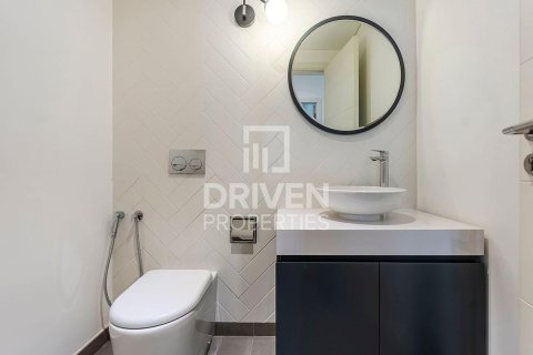 Apartment in Jumeirah Village Circle, Dubai, UAE 2 bedrooms, 102 sq.m. № 683979 - photo 12