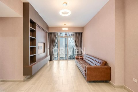 Apartment sa Jumeirah Village Circle, Dubai, UAE 3 silid-tulugan, 145 sq.m. № 683978 - larawan 2