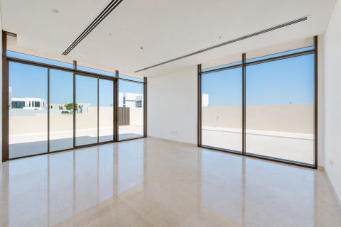 Villa in Abu Dhabi, UAE 5 bedrooms, 1161.01 sq.m. № 748296 - photo 3