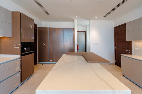 Villa in Abu Dhabi, UAE 5 bedrooms, 1161.01 sq.m. № 748296 - photo 10