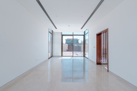 Villa in Abu Dhabi, UAE 5 bedrooms, 1161.01 sq.m. № 748296 - photo 5