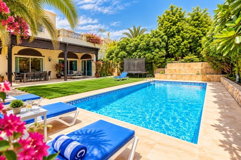 Вилла в Jumeirah Park, Дубай, ОАЭ 5 спален, 471м2 № 764271