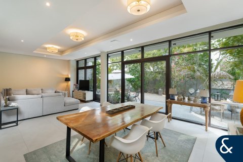 Huvila DAMAC Hills (Akoya by DAMAC), Dubai, Arabiemiraatit 5 makuuhuonetta, 323 m2 № 667799 - kuva 4