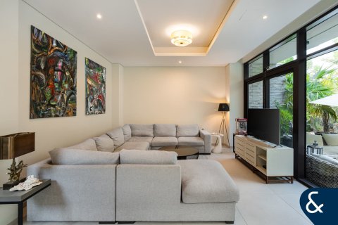 Huvila DAMAC Hills (Akoya by DAMAC), Dubai, Arabiemiraatit 5 makuuhuonetta, 323 m2 № 667799 - kuva 5