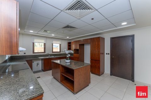 Vila v Palm Jumeirah, Dubai, SAE 4 ložnice, 912.1 m² Č.: 630324 - fotografie 5