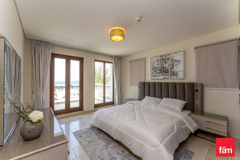 Vila v Palm Jumeirah, Dubai, SAE 4 ložnice, 912.1 m² Č.: 630324 - fotografie 9