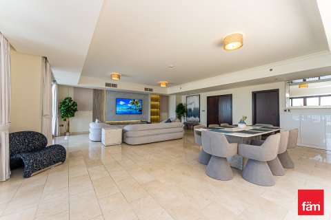 Vila v Palm Jumeirah, Dubai, SAE 4 ložnice, 912.1 m² Č.: 630324 - fotografie 4
