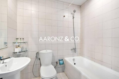 Dubai Marina, Dubai, संयुक्त अरब अमीरात में अपार्टमेंट, 2 बेडरूम, 138.5 वर्ग मीटर, संख्या 670471 - फ़ोटो 10