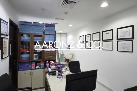 Iroda itt: Jumeirah Lake Towers, Dubai, EAE, 254.6 m², azonosító: 670472 - fénykép 1