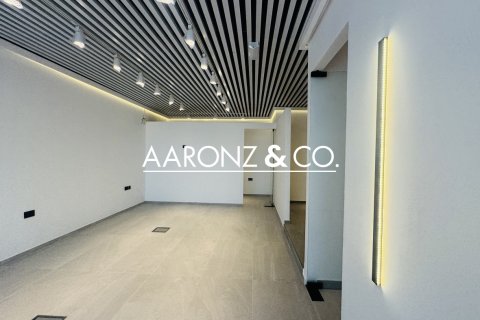 Зняти в оренду офіс в Бизнес-Бэй, Дубай, ОАЕ 99.9м2, № 670473 - фото 13