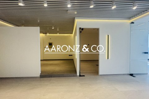 Зняти в оренду офіс в Бизнес-Бэй, Дубай, ОАЕ 99.9м2, № 670473 - фото 7