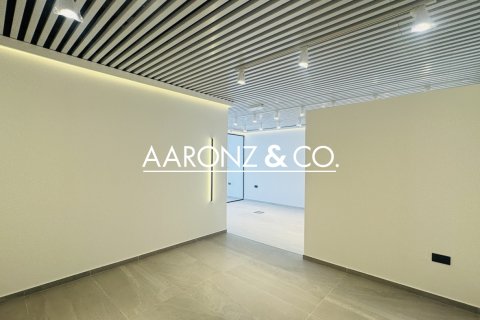 Зняти в оренду офіс в Бизнес-Бэй, Дубай, ОАЕ 99.9м2, № 670473 - фото 2