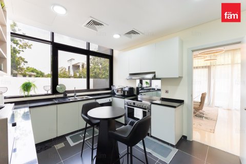 Villa Dubaijā, AAE 5 istabas, 421.6 m2 Nr. 713540 - attēls 9