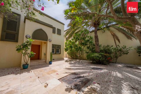 Villa zur Miete in Jumeirah Park, Dubai, VAE 3 Schlafzimmer, 510 m2 Nr. 713541 - Foto 3