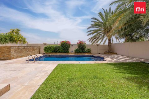 Villa zur Miete in Jumeirah Park, Dubai, VAE 3 Schlafzimmer, 510 m2 Nr. 713541 - Foto 1
