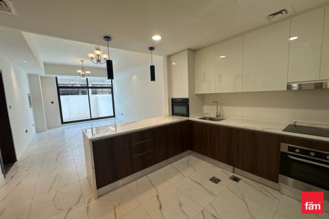 Villa te koop in Dubai, VAE 4 slaapkamers, 293.8 vr.m., nr 713536 - foto 3