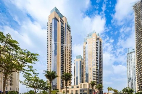 Apartemen di Dubai, UEA 2 kamar tidur, 248 m2 nomor 678797 - foto 1