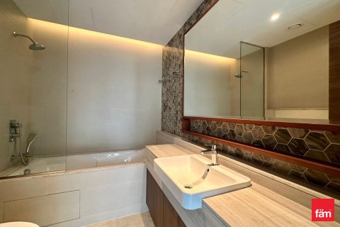 Appartement te koop in Downtown Dubai (Downtown Burj Dubai), Dubai, VAE 2 slaapkamers, 118.6 vr.m., nr 669927 - foto 10