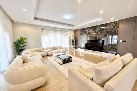 Willa na sprzedaż w Palm Jumeirah, Dubai, ZEA 5 sypialnie, 679 mkw., nr 741301 - zdjęcie 12
