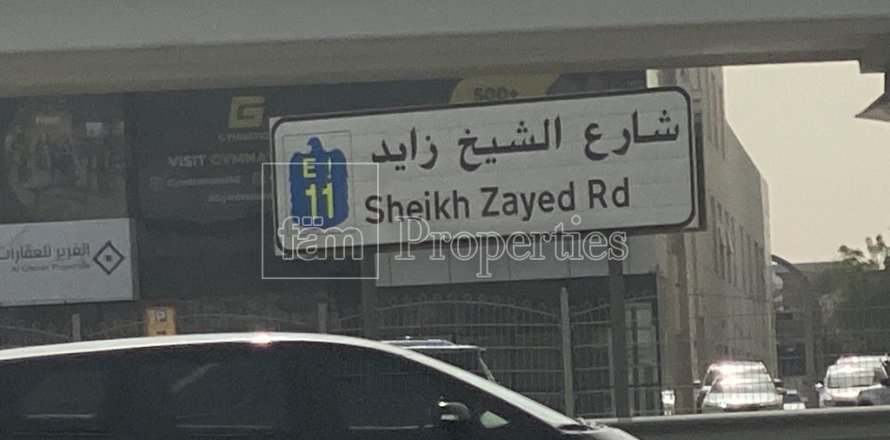 Land in Sheikh Zayed Road, Dubai, UAE 1858 sq.m. № 84677