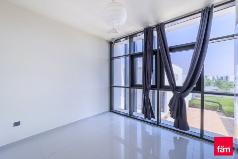 Kaupunkipientalo Dubai, Arabiemiraatit 3 makuuhuonetta, 151.8 m2 № 708017 - kuva 11