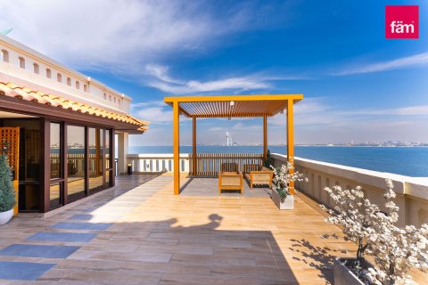 Palm Jumeirah, Dubai, संयुक्त अरब अमीरात में अपार्टमेंट, 3 बेडरूम, 266.9 वर्ग मीटर, संख्या 702326 - फ़ोटो 2