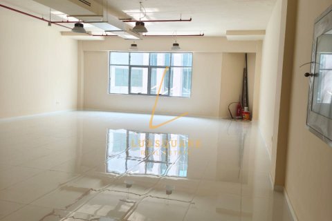 Kancelária v Dubai Investment Park, SAE 118 m2 č. 723324 - Fotografia 1