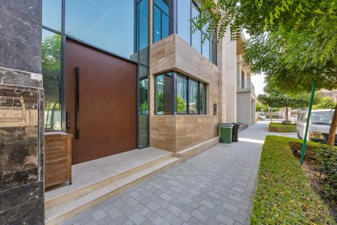 Villa till försäljning i Dubai, UAE 4 sovrum, 559 kvm Nr. 723319 - fotografi 26