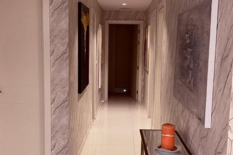 Jumeirah Village Circle, Dubai, UAE의 아파트 침실 3개, 166제곱미터 번호 723320