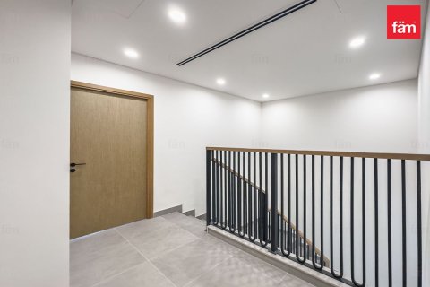 Villa itt: Dubai, EAE, 4 hálószoba, 242.8 m², azonosító: 662312 - fénykép 10