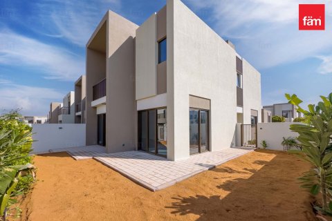 Villa itt: Dubai, EAE, 4 hálószoba, 242.8 m², azonosító: 662312 - fénykép 2
