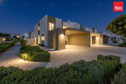 Villa itt: Dubai, EAE, 4 hálószoba, 242.8 m², azonosító: 662312 - fénykép 5
