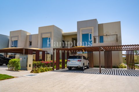 Apartment sa Dubai South (Dubai World Central), UAE 2 silid-tulugan, 113.06295100 sq.m. № 751954 - larawan 6