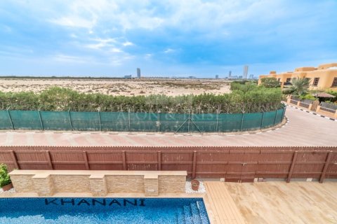 Apartment in Dubai Harbour, Dubai, UAE 2 bedrooms, 119 sq.m. № 648273 - photo 5